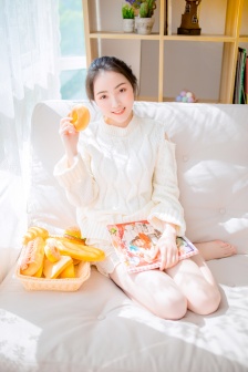 女大学生沙龙室在线观看
